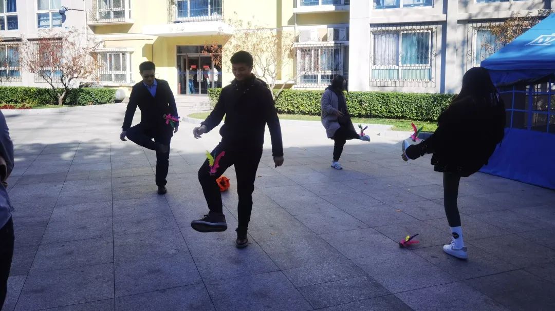 学院老师积极参与.jpg